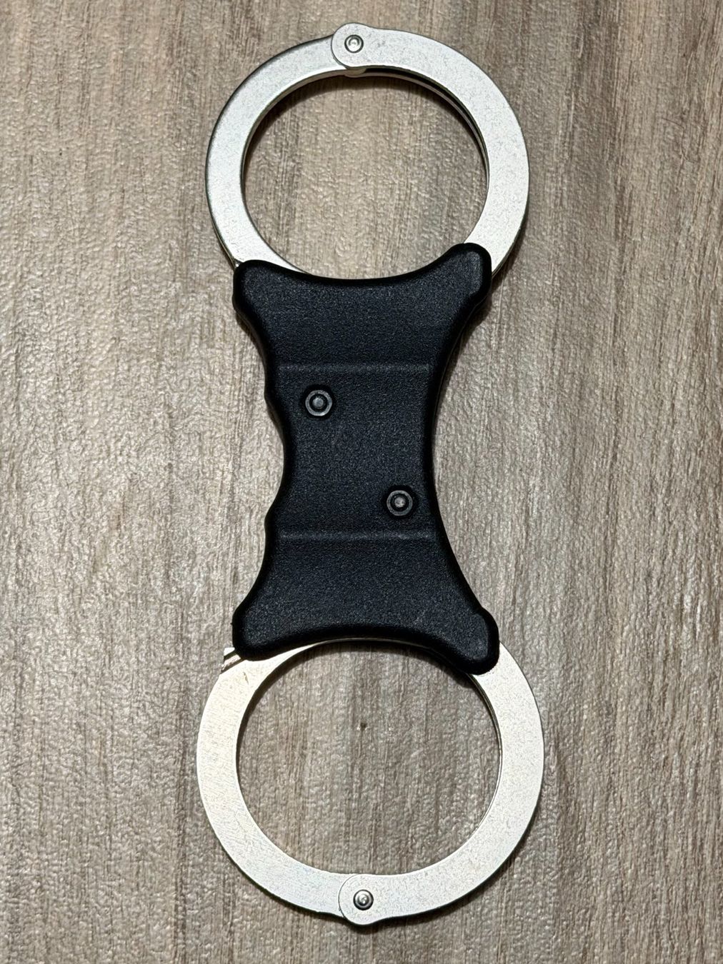 Autres événements d'entreprise et fêtes: Professionelle ASP Rigid Polizei Handschellen Cuffs starr – D'occasion à Liestal par ElektraG 1