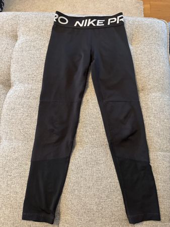 Nike Pro Turnhose 128/137