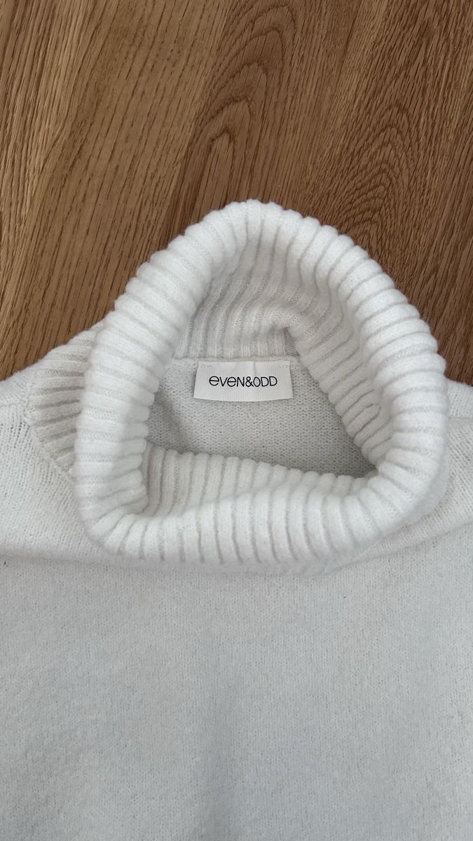 Pullover & Sweatshirts: Rollkragenpullover Even&Odd – Gebraucht aus Seengen von nad_cn92