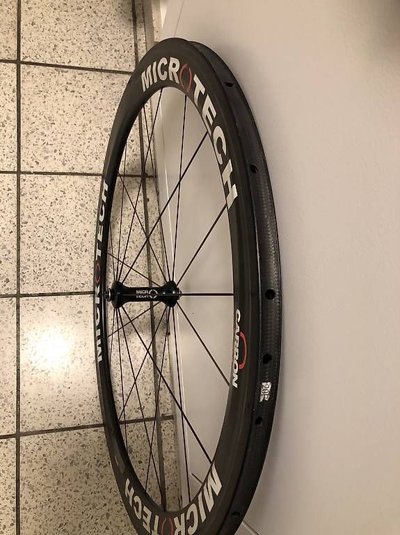 Pneumatici & Ruote complete: Vorderes Carbonrad – Usato da Landquart venduto da GR30022 2