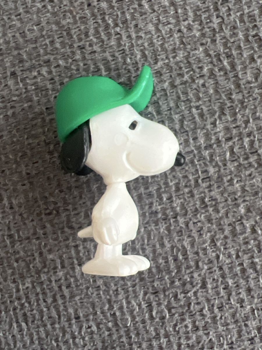 Statuette: Kleini snoopy figur – Usato da Allschwil venduto da doyouspeakvintage