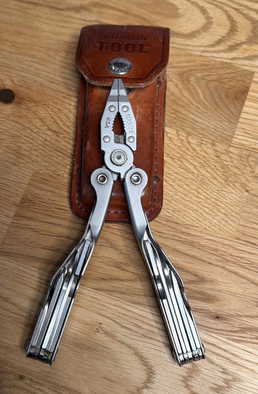 Alle Werkzeuge: SCHRADE  TOUCH USA MULTITOOL – Gebraucht aus Zürich von Frei-Occasionen 3