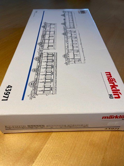 Märklin Modellini di ferrovie: Märklin 43971 -  50 Jahre CFL – Nuovo e nell'imballaggio originale da Adelboden venduto da diana_ch 7