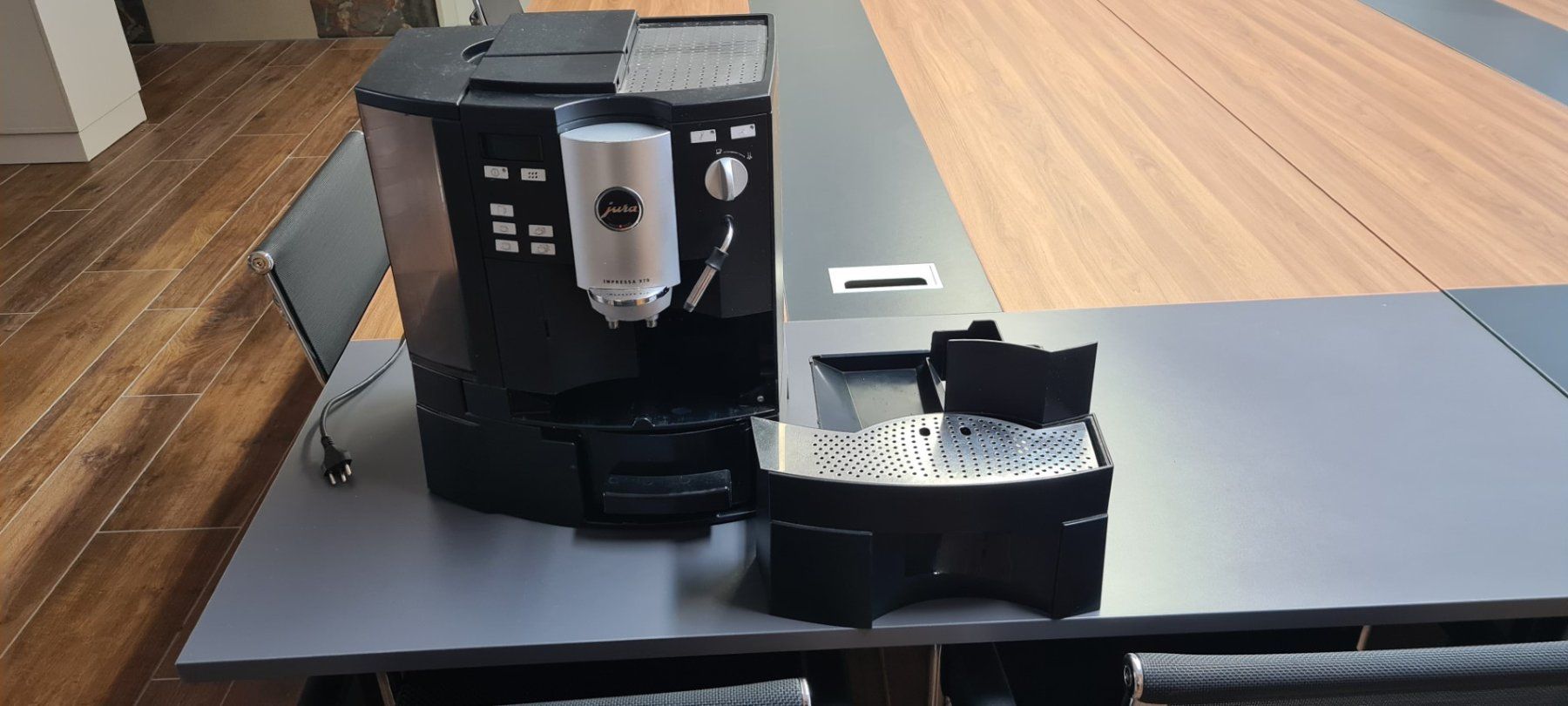 Jura Kaffeemaschinen & Espressomaschinen: Kaffeeemaschine Jura Impressa X70 – Defekt aus Mettmenstetten von swissric 3