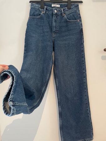Pull&Bear Wide Leg Jeans Gr. 36 bluejeans neuwertig