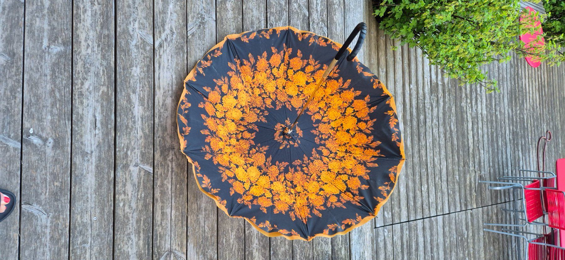 Ombrelloni: Vintage-Schirm mit Blumenmuster, Top! – Usato da Langenthal venduto da Misteltee