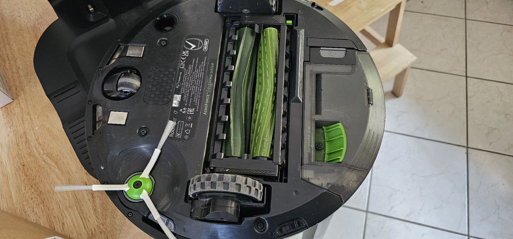 Irobot Aspirapolveri & Accessori: Roomba i7 – Usato da Azmoos venduto da Jadejo 3