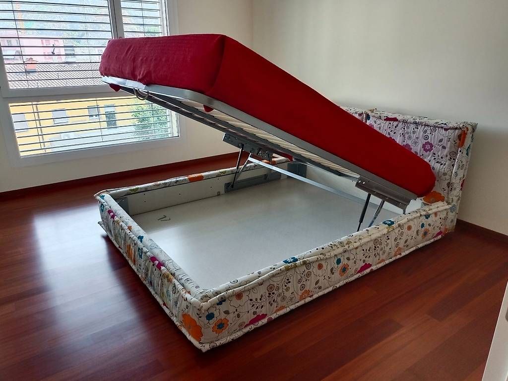 Letti: Letto matrimoniale compl. | Doppelbett | Lit double – Usato da Giubiasco venduto da pat_6qrv 3