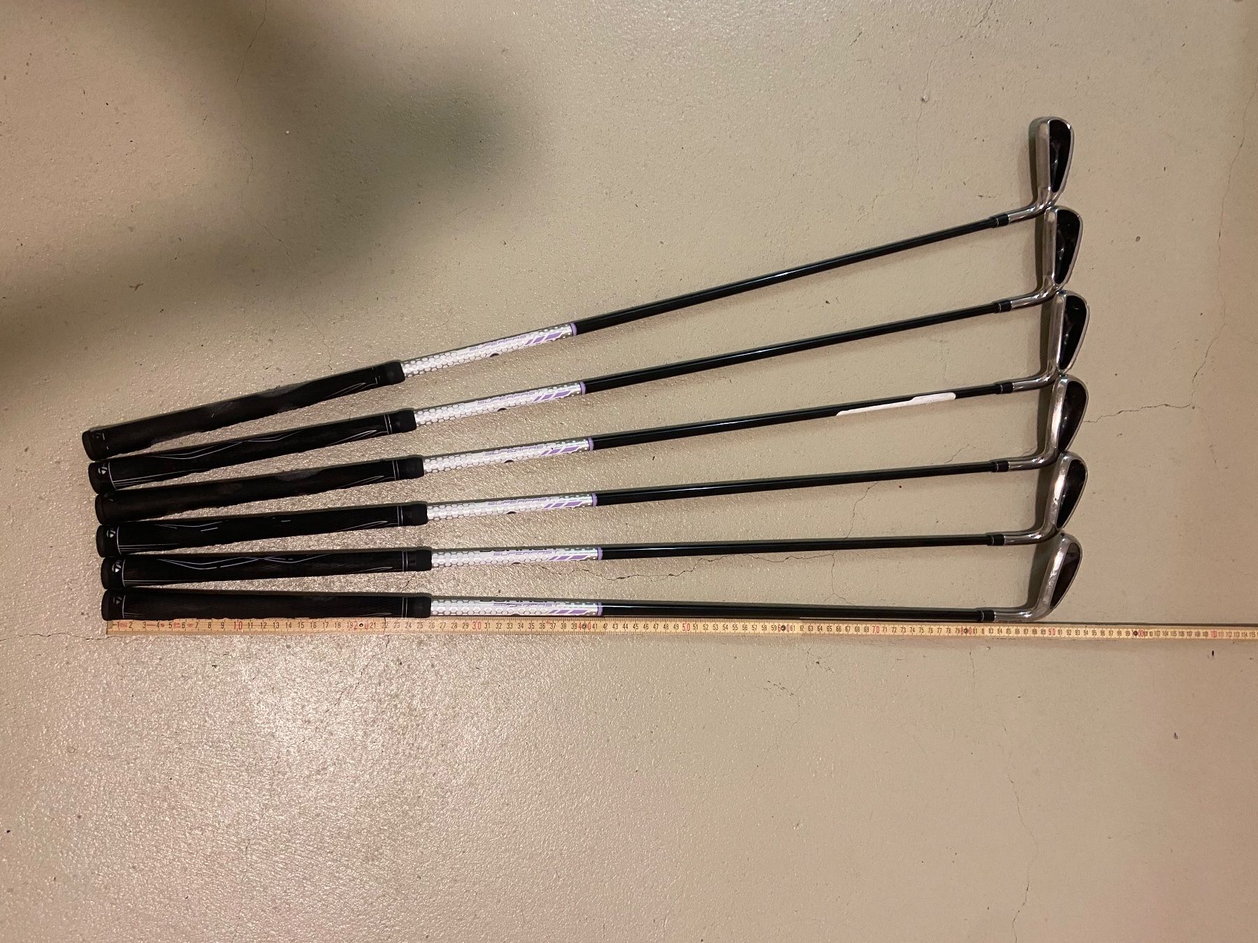 Taylor Made Mazze & Set: Taylor Made Golf - Damen Set - 5-9 & P - L Flex - RH – Usato da Frauenfeld venduto da golfdude 5