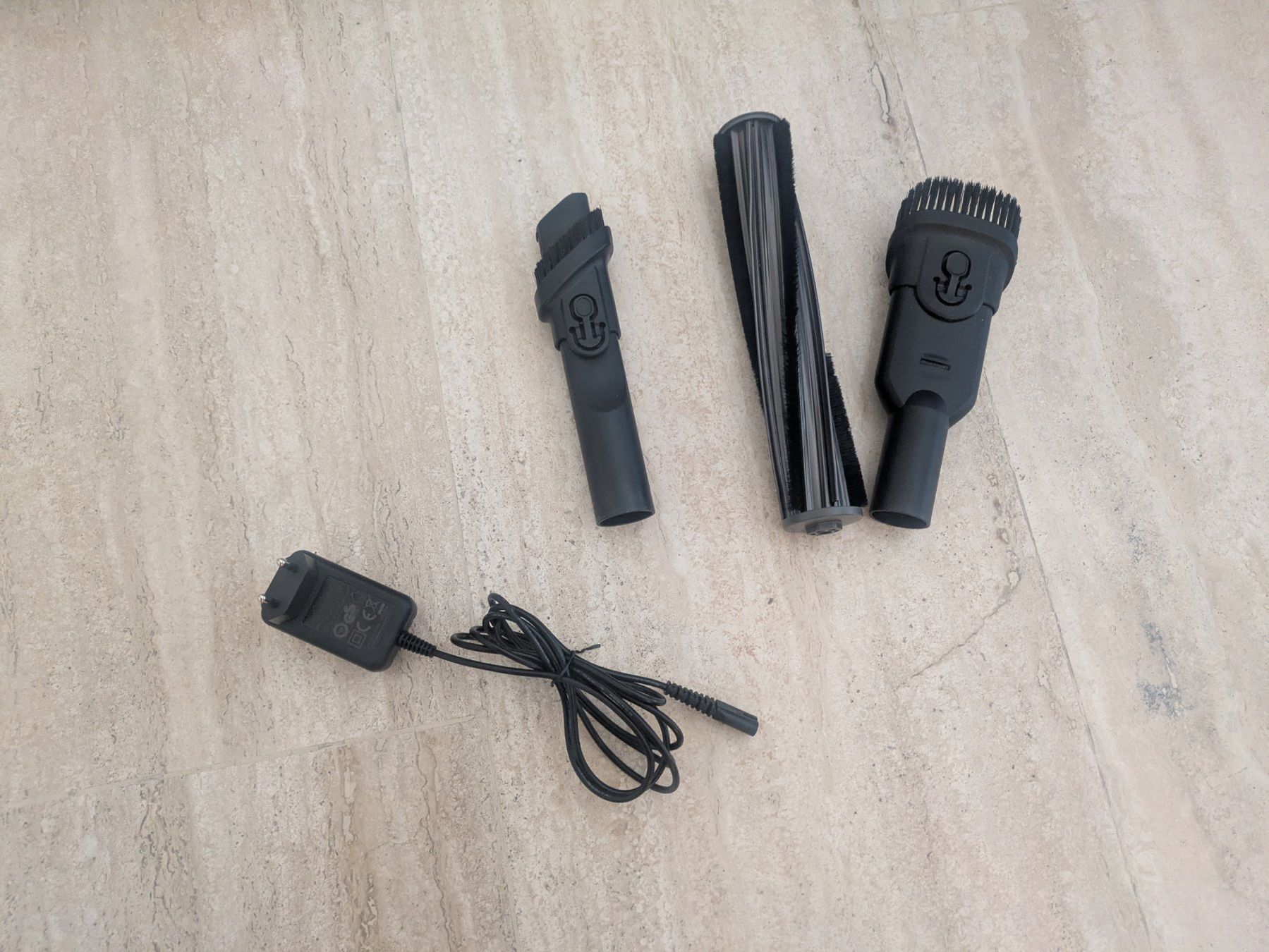 Mio Star Aspirapolveri & Accessori: MioStar Power Cleaner 5000 + Accessories - No Battery – Difettoso da Losone venduto da AlpineLayer 4