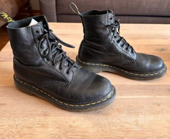 Dr. Martens Chaussures hommes: Dr. Martens 1460 Pascal Schwarz Gr. 38 – D'occasion à Baden par marshamani 1