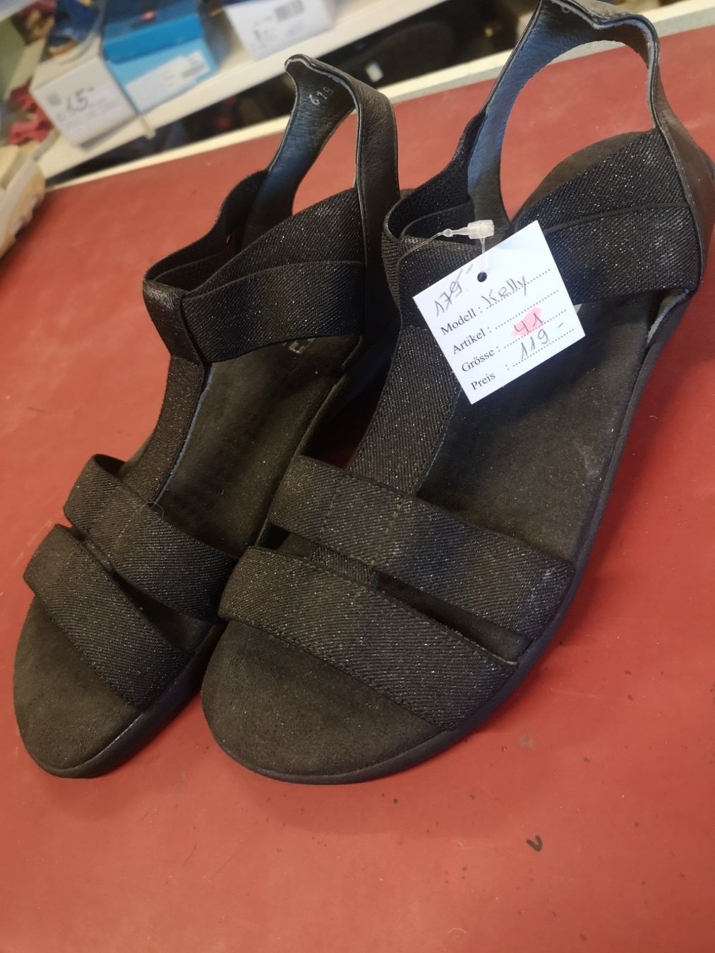 Helvesko Damenschuhe: Helvesko – Neu und originalverpackt aus Möhlin von Highwaytom
