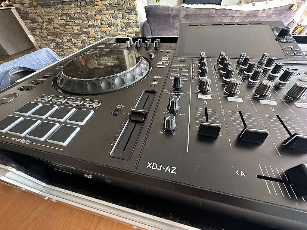 Sistema di controllo: AlphaTheta XDJ AZ Neuf + Decksaver + Case MAGMA – Nuovo (secondo la descrizione) da Sierre venduto da traffiko 1