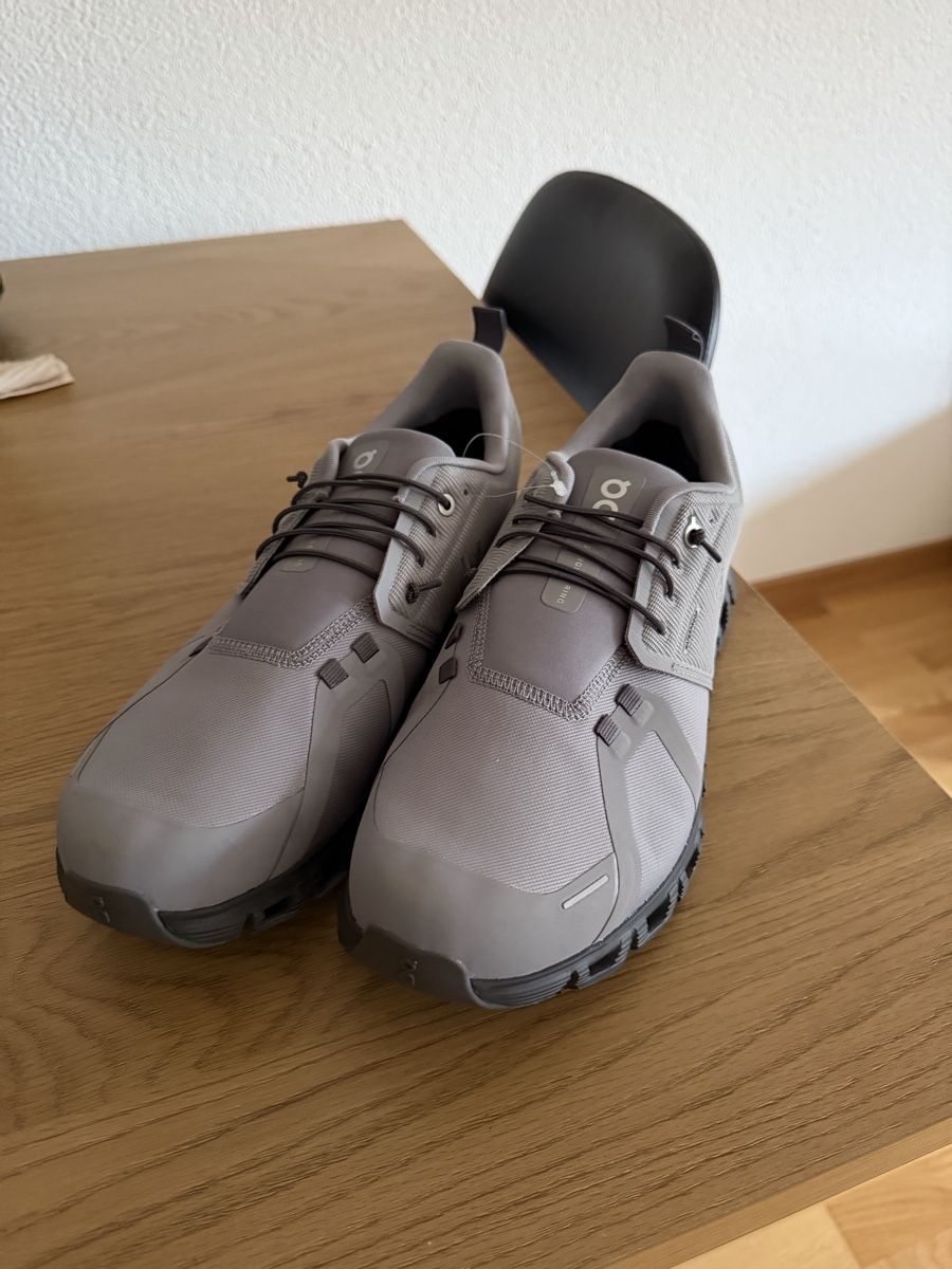 On Herrenschuhe: On cloud 6, 44.5 waterproof  – Neu und originalverpackt aus Zwillikon von edo_6vly