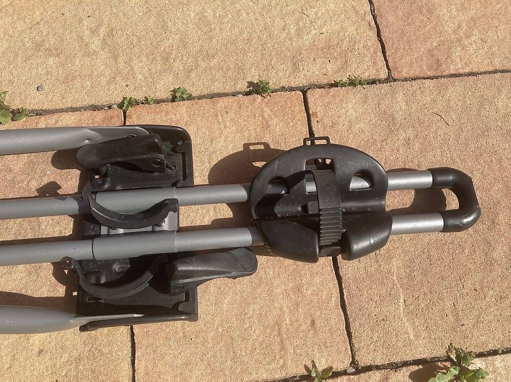Thule Dachträger: Veloträger Thule FreeRide 532 – Gebraucht aus Kefikon TG von Brunners0 2