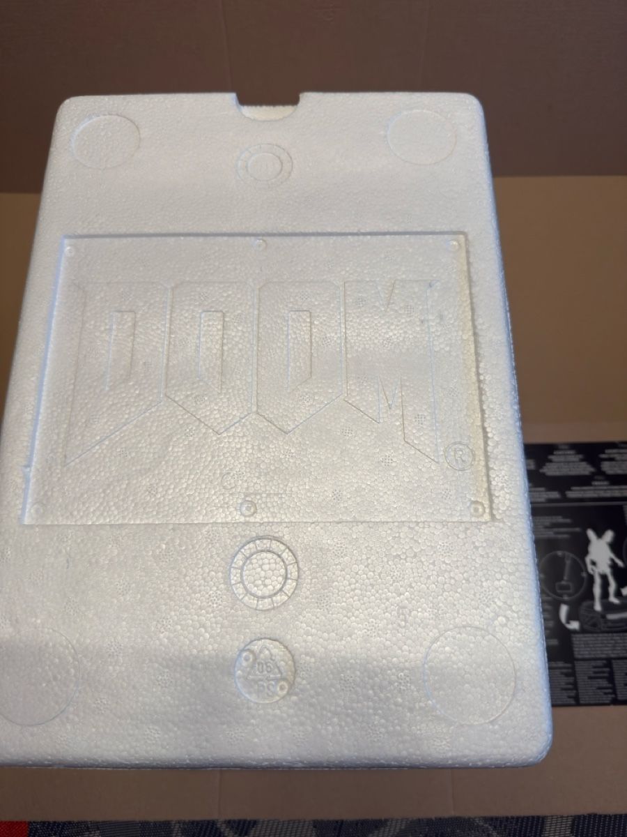 Statuette: Doom Collectors Editions Figur – Nuovo (secondo la descrizione) da Schwaderloch venduto da Benni83so 6