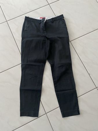 Guess Damenhose, Gr. 27, Top Zustand für Frühling