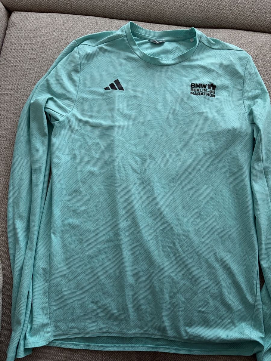 Adidas T-Shirts: Adidas Berlin Marathon Top M – Gebraucht aus Zürich von von_sj9s 1