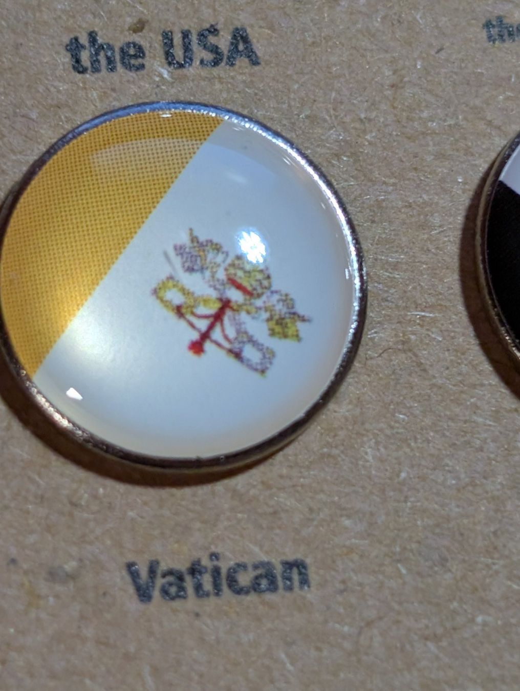 Placchette & Badge: Ansteckpin LW: Länderwappen – Usato da Oppligen venduto da Pin-Fall-Shop