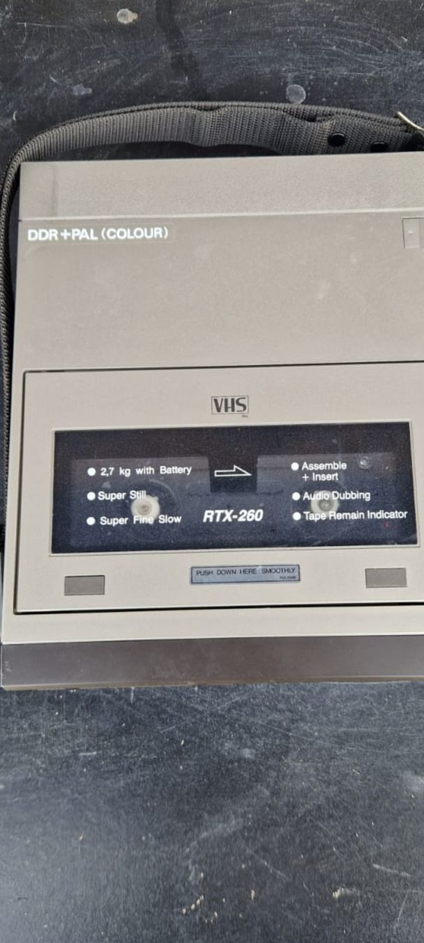 Registratori: Blaupunkt RTX-260 VHS Videorecorder – Usato da Niederlenz venduto da DaveDasWahnsinn 1