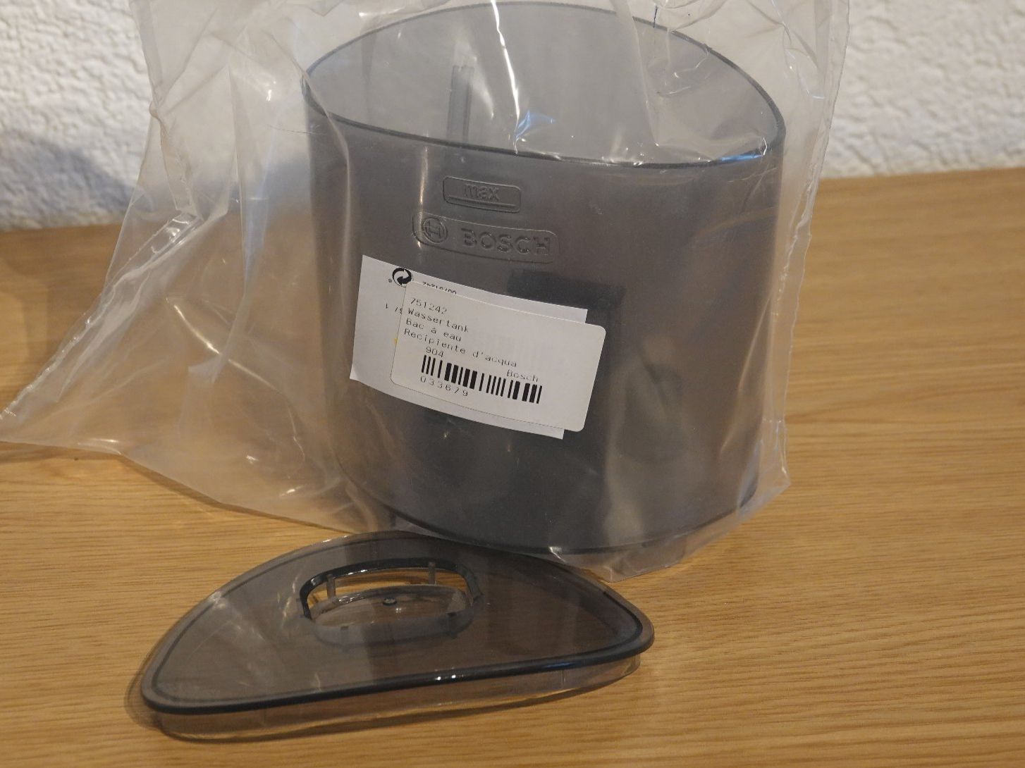 Bosch Ferri da stiro: Wassertank für  Bügelstation Bosch – Nuovo e nell'imballaggio originale da Winterthur venduto da Minerva_59 2