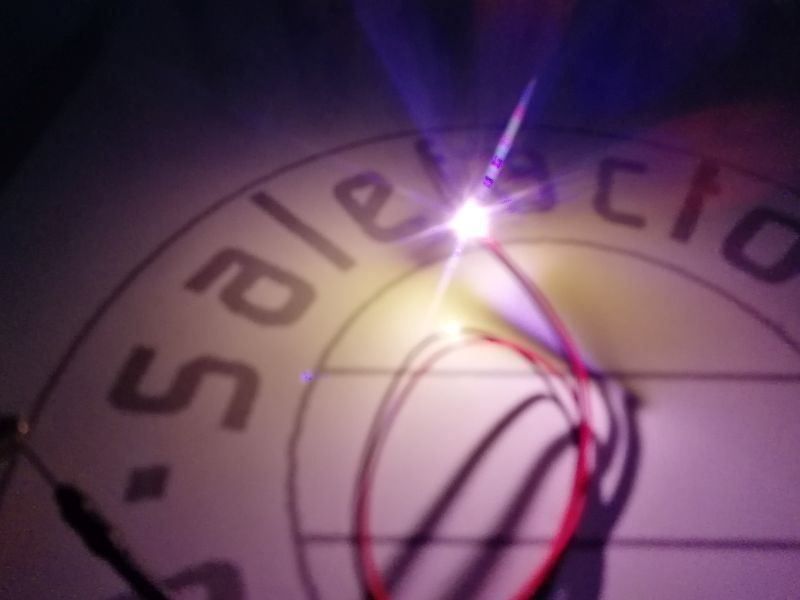 Componenti elettronici: LED SMD 0603 verkabelt, warmweiss – Nuovo (secondo la descrizione) da Luzern venduto da Salefactory 2