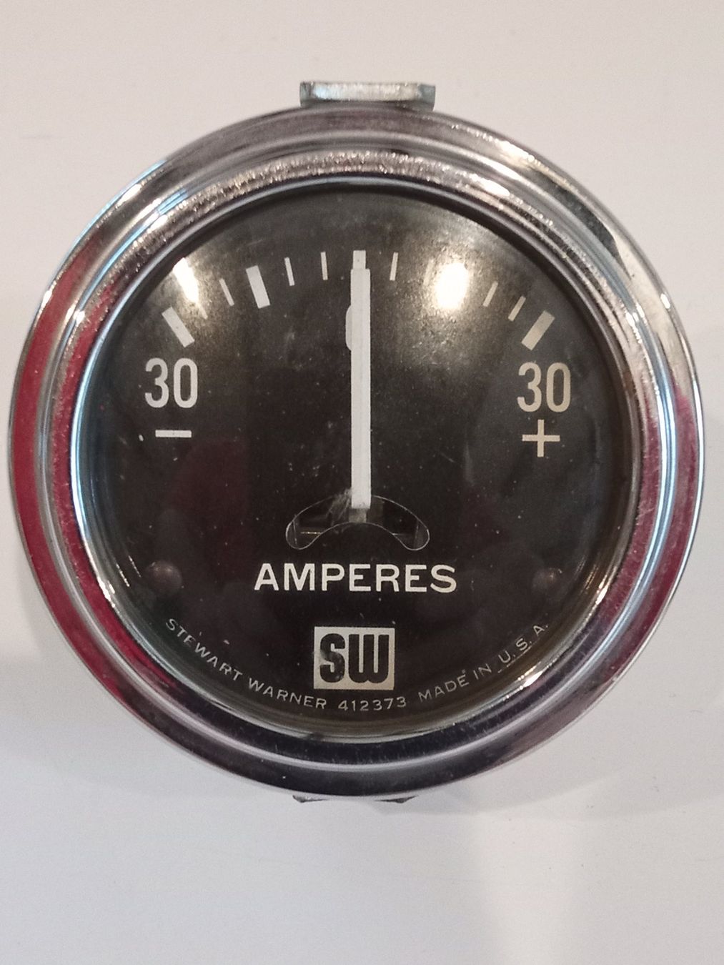 Tutti pezzi di ricambio auto: Stewart Warner Ampere-Anzeige Oldtimer – Usato da Zürich venduto da edi_c2m6