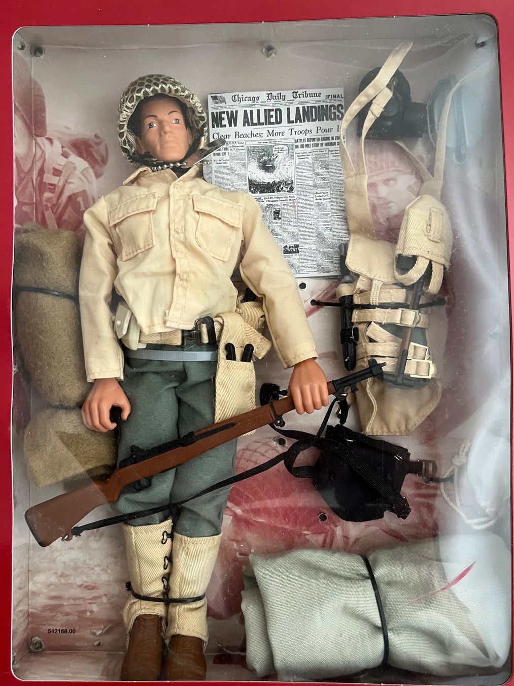 Hasbro Statuette: GI Joe Classic Collection D-Day – Usato da Basel venduto da Clopatra 5