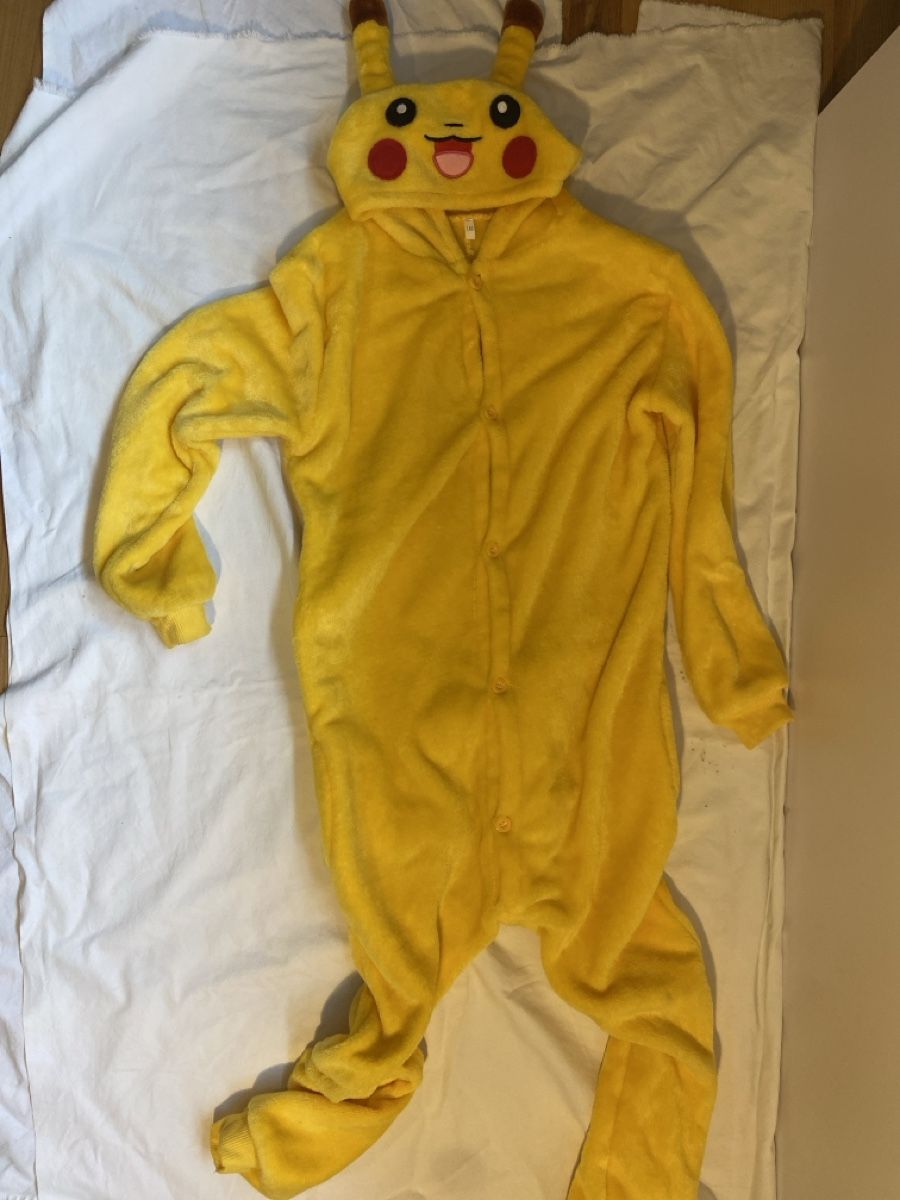 Lotti di vestiti: Pokémon Pikachu Einteiler – Nuovo (secondo la descrizione) da Uetikon am See venduto da sarentio 3