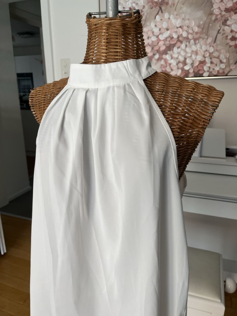 Tops: Neckholdertop, weiss, M – Gebraucht aus Solothurn von Bobesch08 1