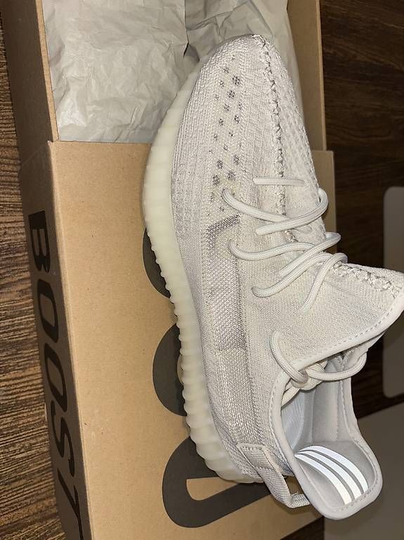 Chaussures hommes: Adidas YEEZY Boost 350 bone-white – D'occasion à Bichelsee par hubraum_ 2
