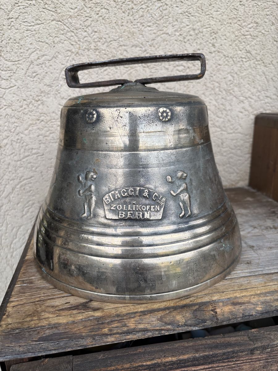 Campanacci mucche: Biaggi Glocke – Usato da Schangnau venduto da Roseggli82