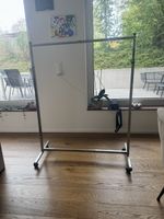 Kleiderständer Metall rollbar