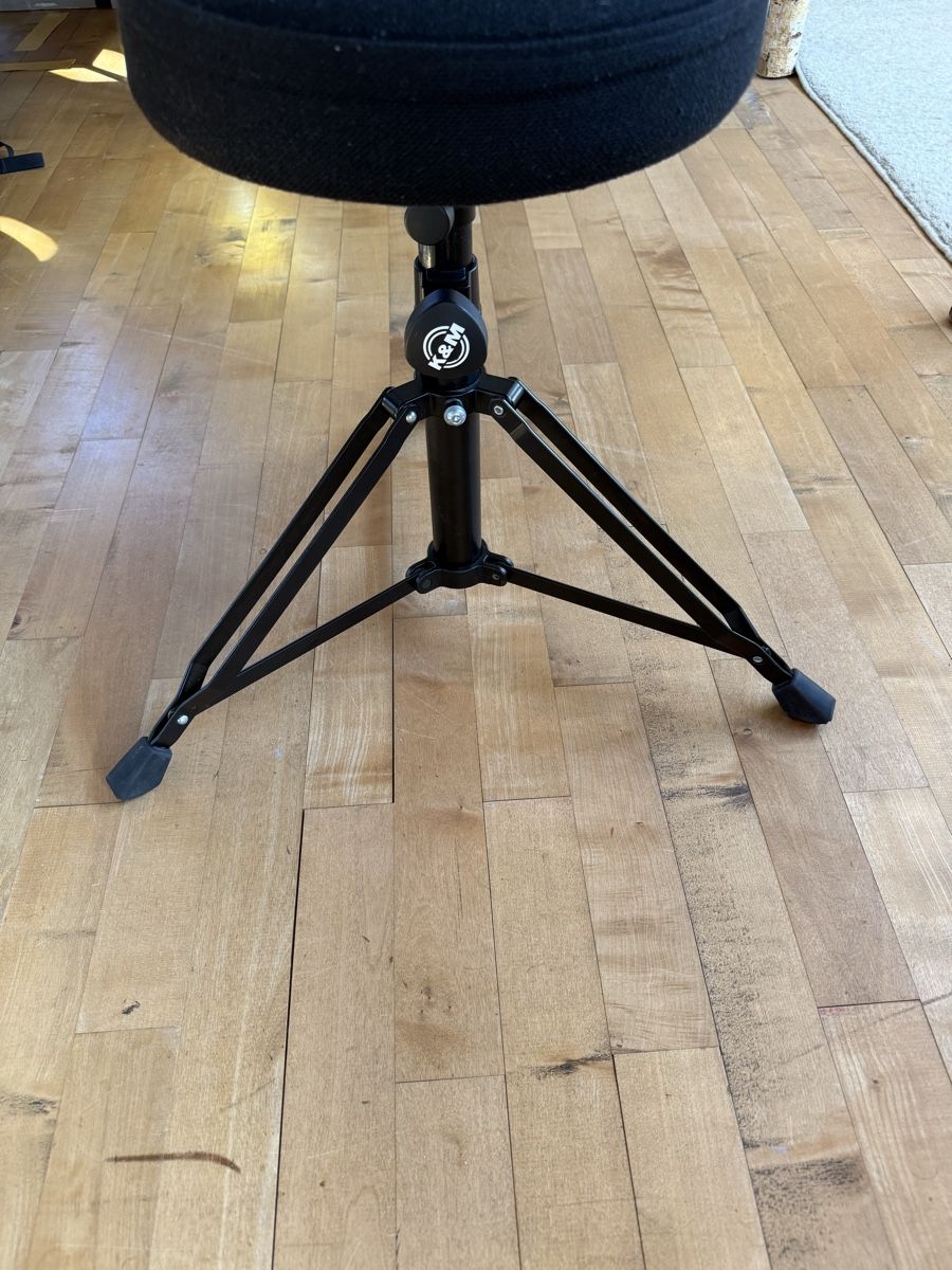 Strumenti musicali: K&M Schlagzeughocker – Usato da Allschwil venduto da Hitch-wild