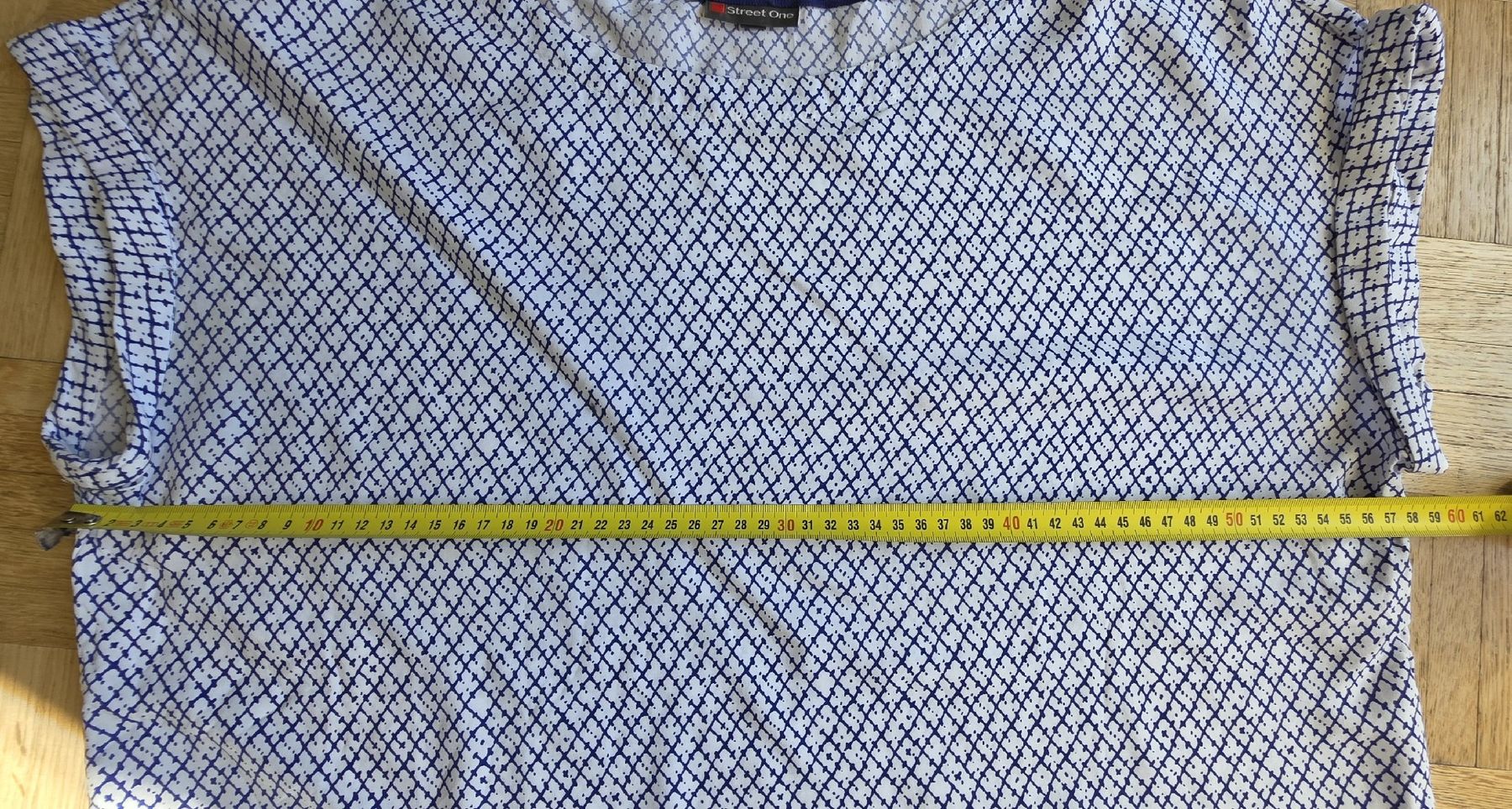T-shirt: Chemise /Tshirt Blanc/bleu – Usato da Yverdon-les-Bains venduto da van_dq65 6