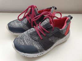 Mädchen Turnschuh Gr 31