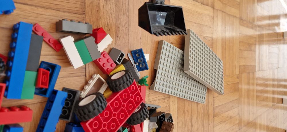 Lego Giocattoli: Lego Antik ca. 3.2 Kg – Usato da Volken venduto da Marcoh2 4