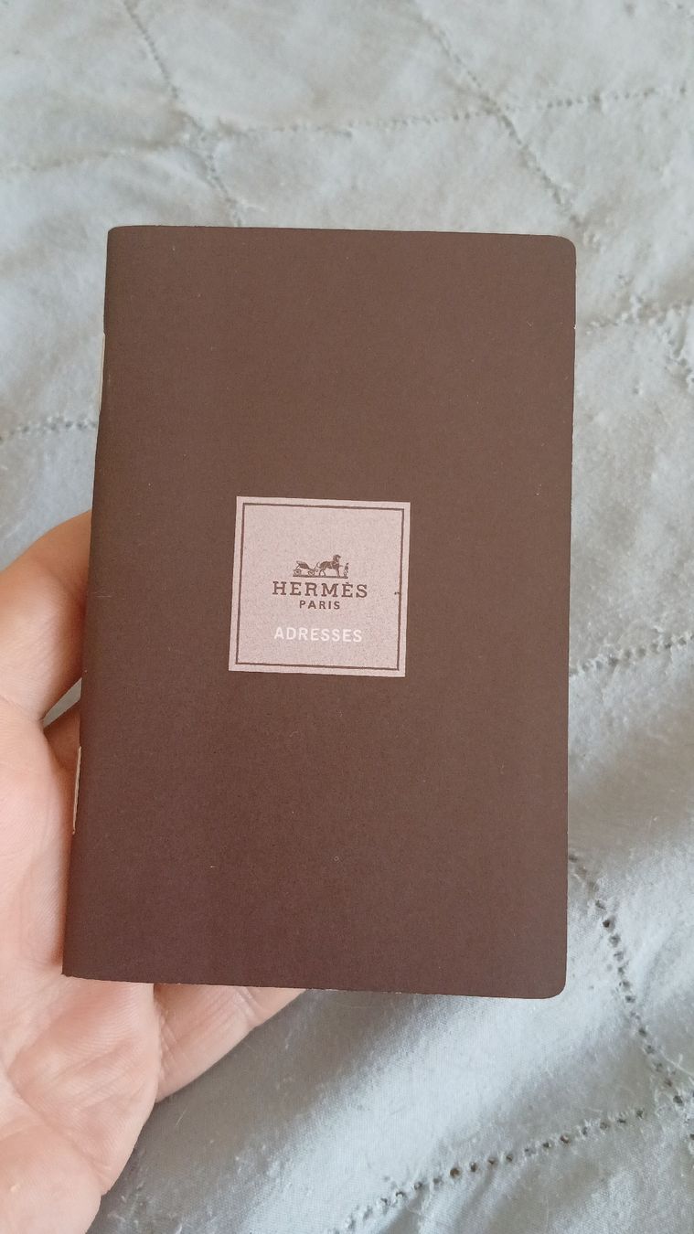 Hermès Schreibblöcke: carnet petit adresses HERMÈS  – Neu (gemäss Beschreibung) aus Genève von Mamaison2026