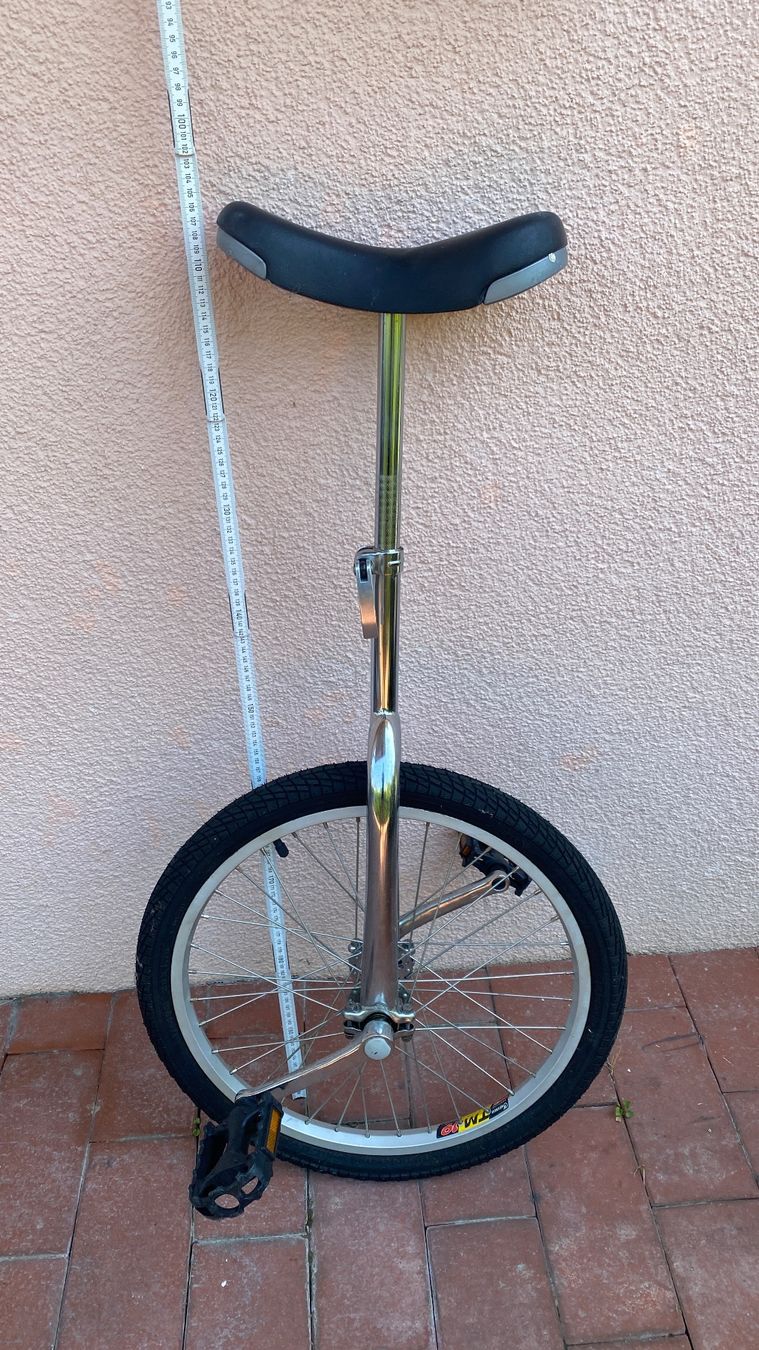 Biciclette: Jugend/Erwachsenen-Einrad, 20 Zoll – Usato da Windisch venduto da wolfika