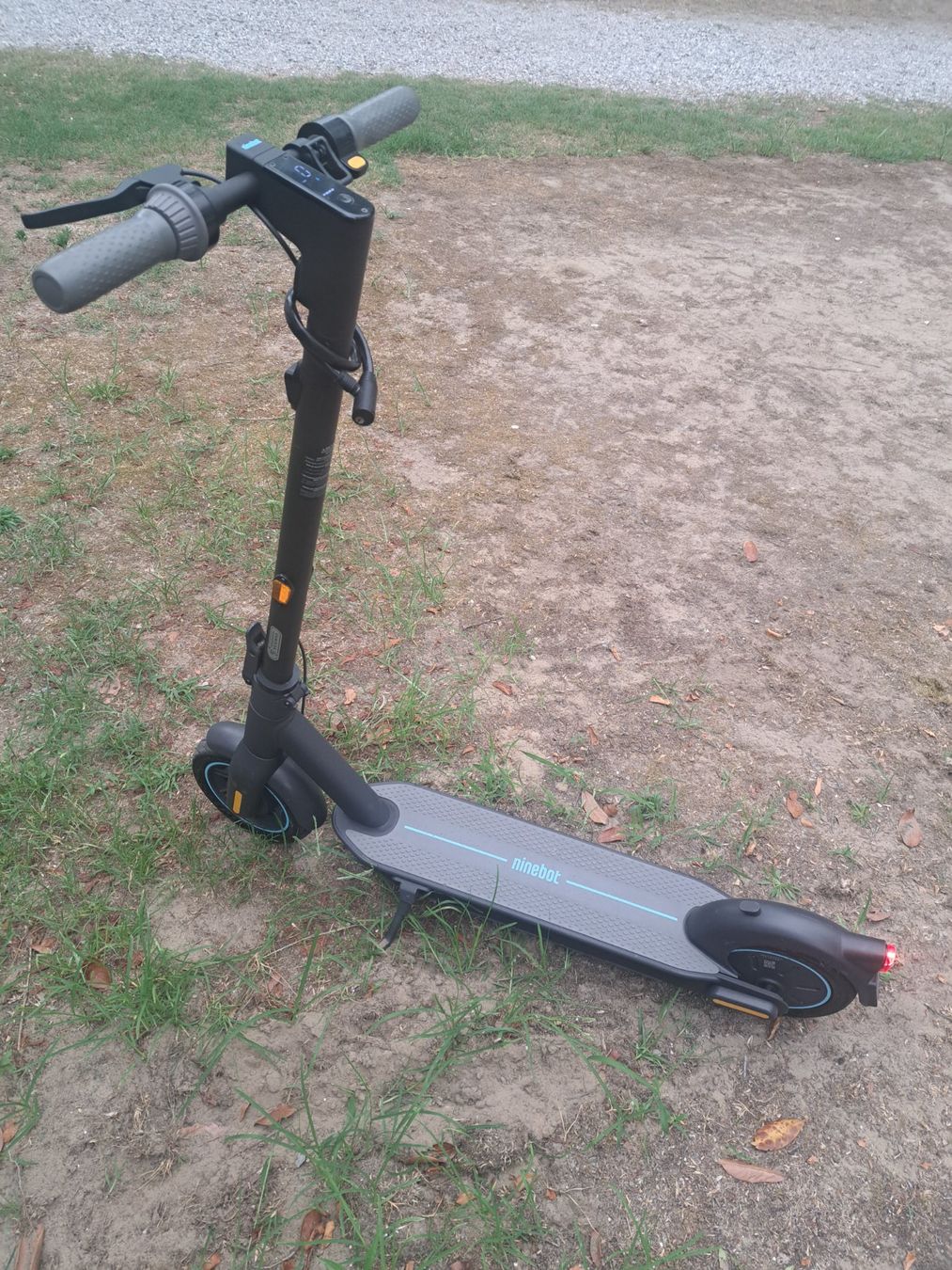 Voiturettes électriques: Segway Ninebot G30D Scooter – D'occasion à Seewis Dorf par Tini03 1