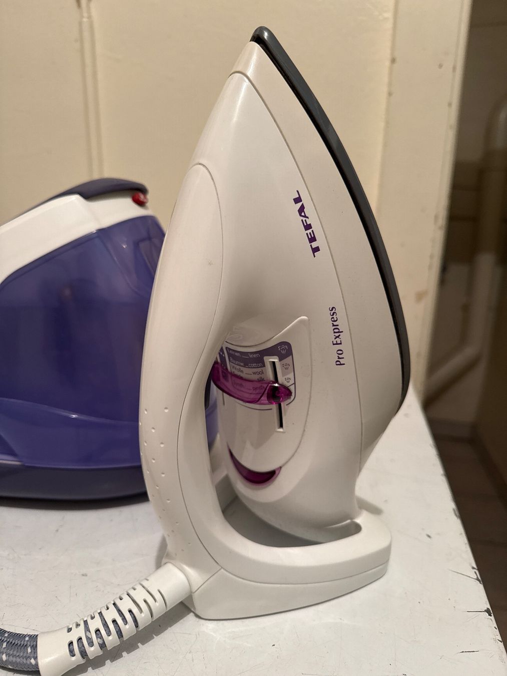 Tefal Ferri da stiro: Fer a repasser TEFAL pro express – Usato da St imier venduto da sav_bjf9 4