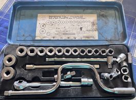 Coffret clés à douille 1/2" 24 pièces Chrome Vanadium