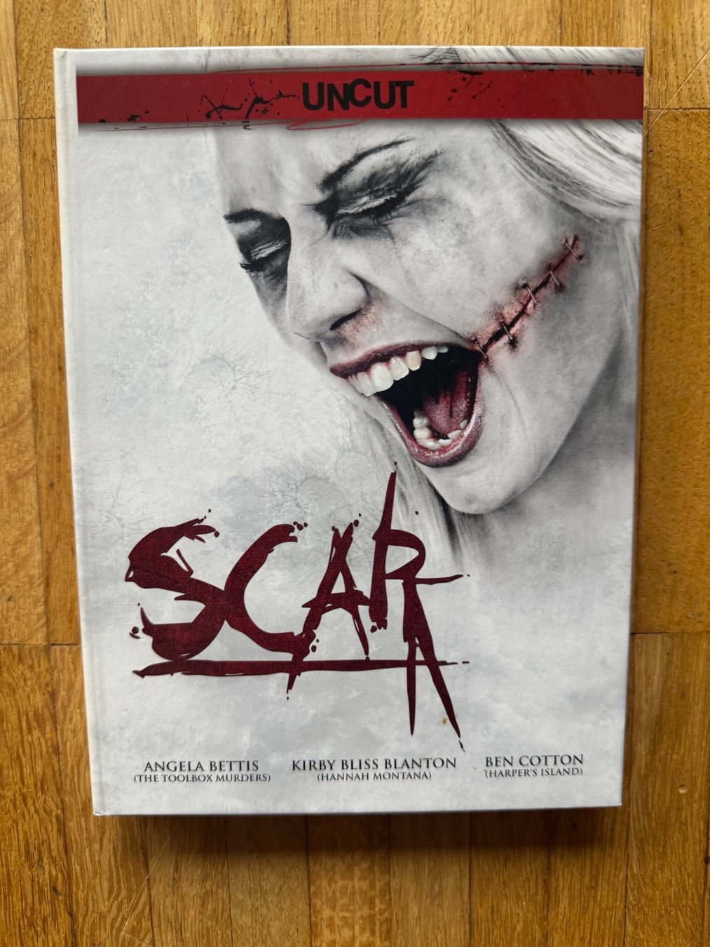 Tutti i DVDs: SCAR/UNCUT. (MEDIABOOK/ BLU-RAY) – Usato da Basel venduto da san_2qlq
