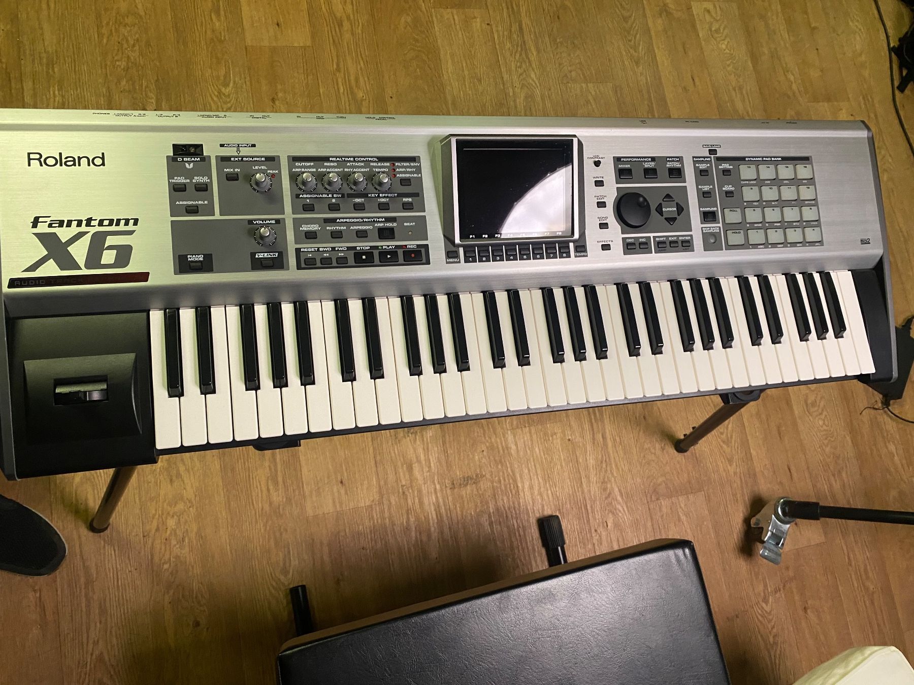 Roland Strumenti musicali: Roland Fantom X6 – Usato da Schönenwerd venduto da Bryna2002