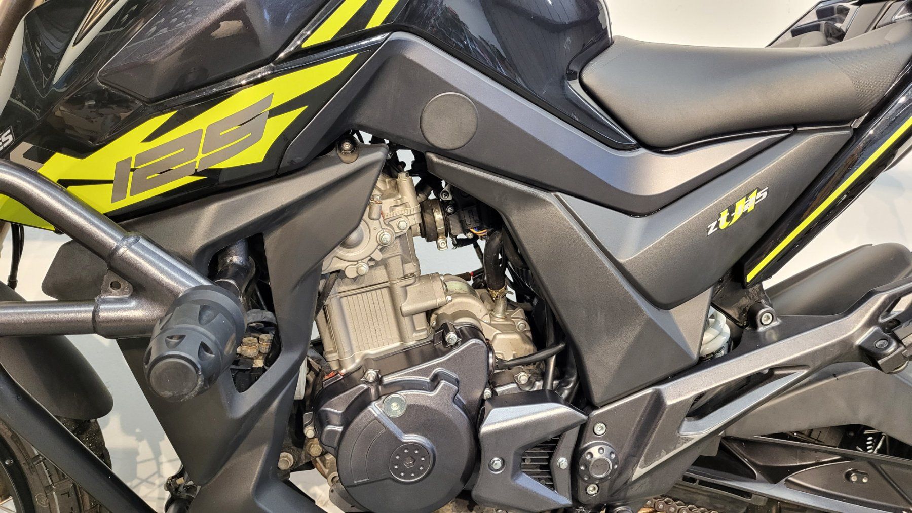 Zontes Strasse: Zontes ZT 125 U1 – Gebraucht aus Tägerschen von Moto-Welt 5