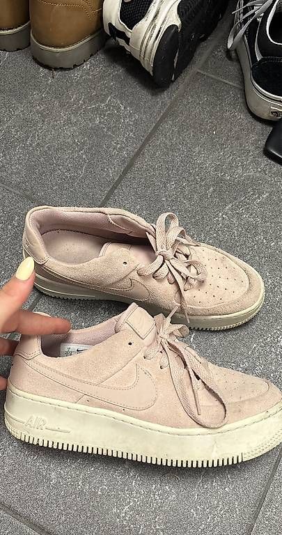 Scarpe da uomo: Nike Sneakers – Usato da Ballwil venduto da sch_9qfj 1