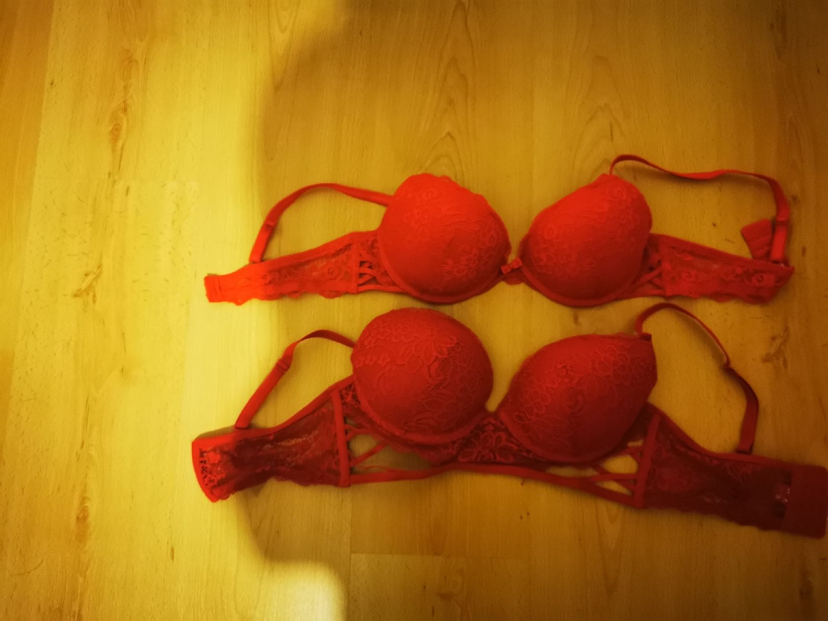 Sonstige Unterwäsche: Bh set 80C – Gebraucht aus Balsthal von Leila_Luna 1