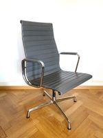 Design Sessel Chair Vitra EA 112