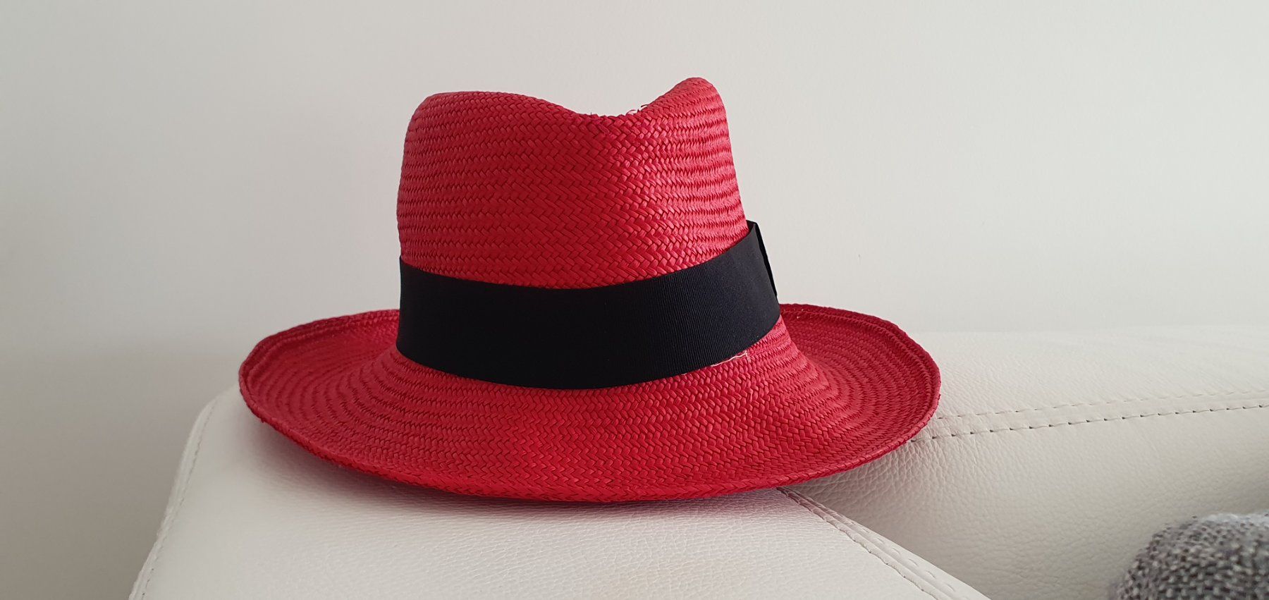 Copricapi, berretti & cappellini: Original Panama Hut rot/schwarz Gr. M – Usato da Stansstad venduto da InStyle8 1