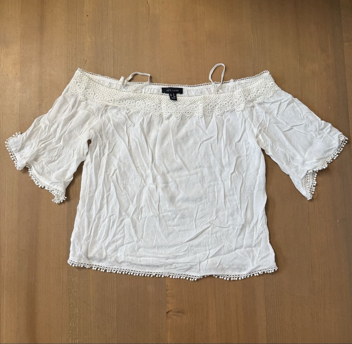 New Look Camicette: weisse Blouse – Usato da Huttwil venduto da mandala123